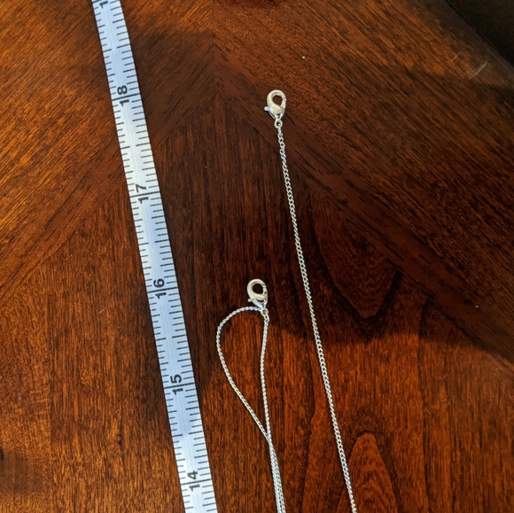 Necklas set/ Bundle any sets for just $15 - Picture 4 of 5